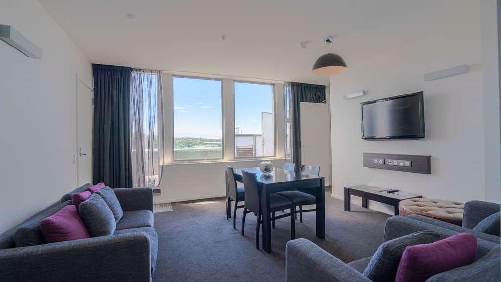 Scenic Hotel Dunedin City Room photo